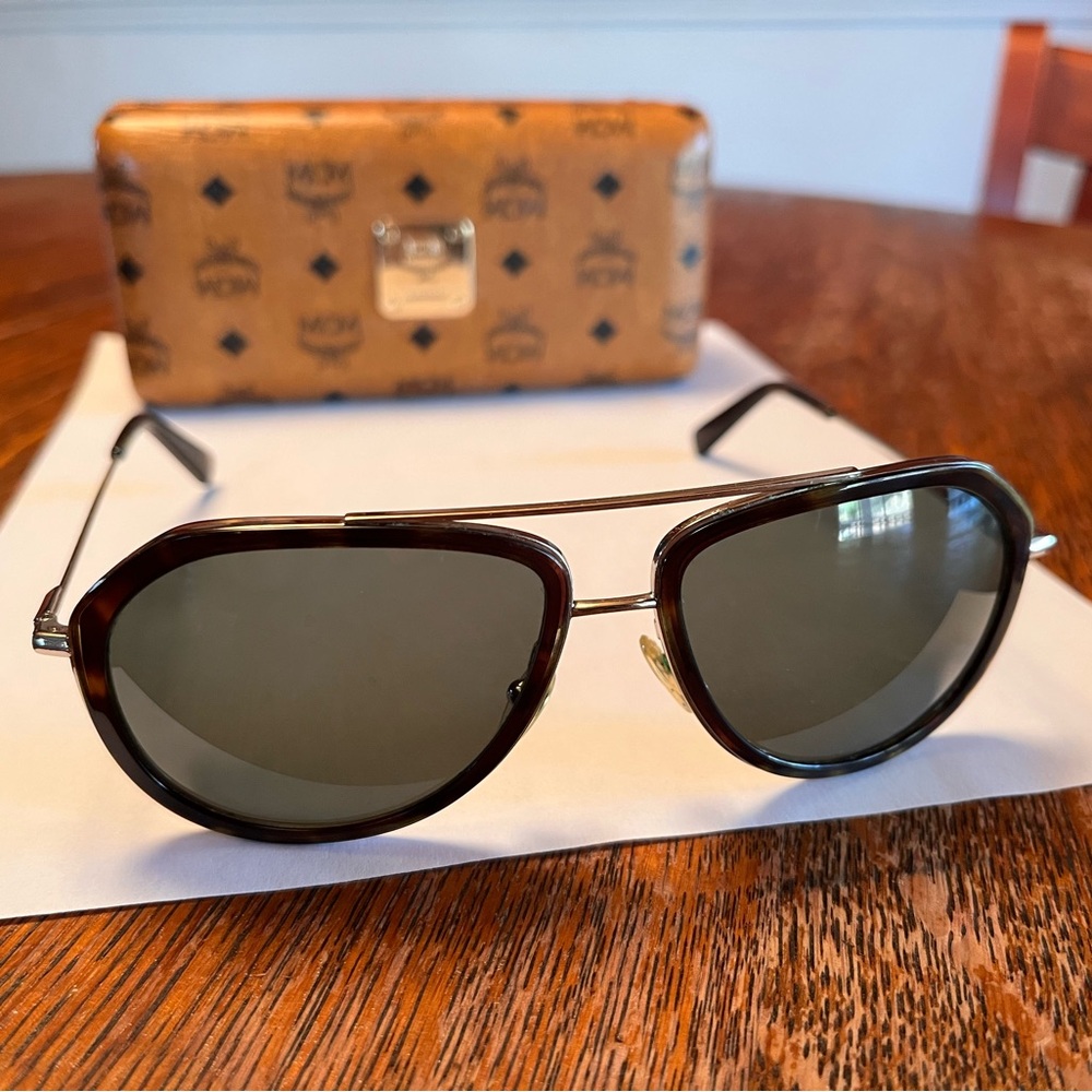 MCM Aviator Sunglasses Tortoise/Gold Tone Made in Italy With Hardshell Case